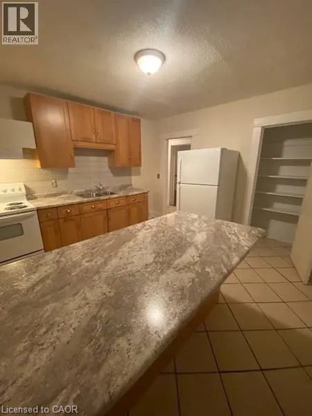 5 BRUCE Street Unit# Upper #Upper