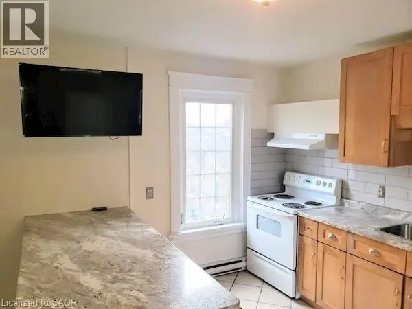 5 BRUCE Street Unit# Upper #Upper