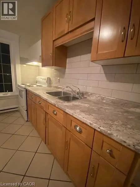 5 BRUCE Street Unit# Upper #Upper