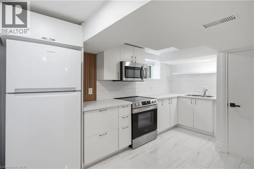698 UPPER SHERMAN Avenue Unit# Lower #Lower