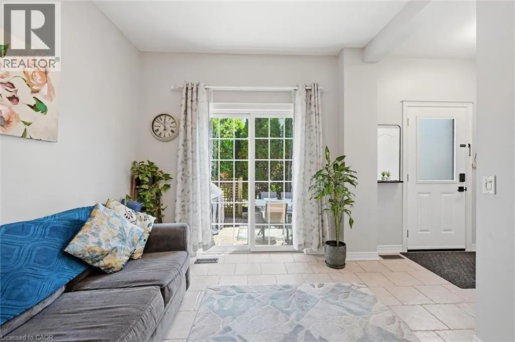 1085 HARROGATE Drive Unit# 35 #35