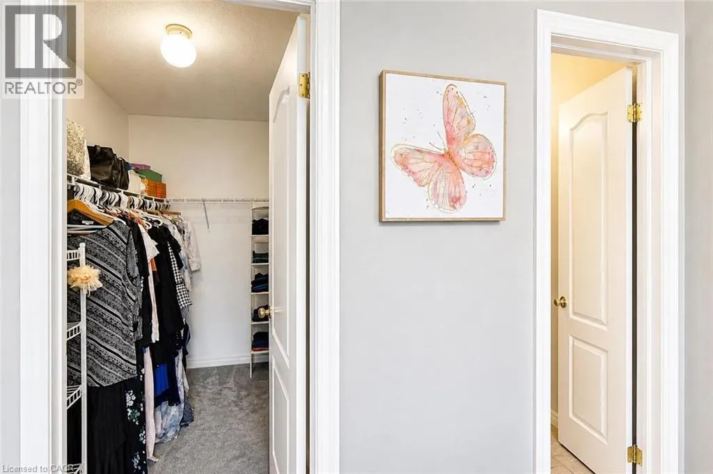 1085 HARROGATE Drive Unit# 35 #35