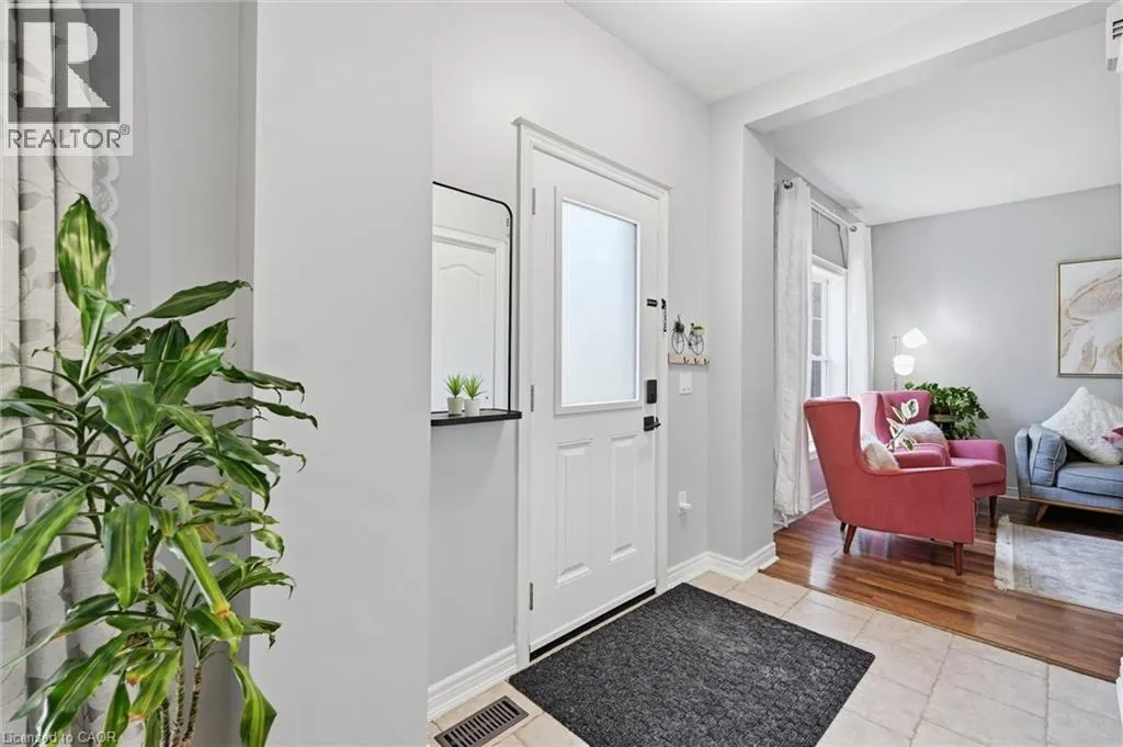 1085 HARROGATE Drive Unit# 35 #35