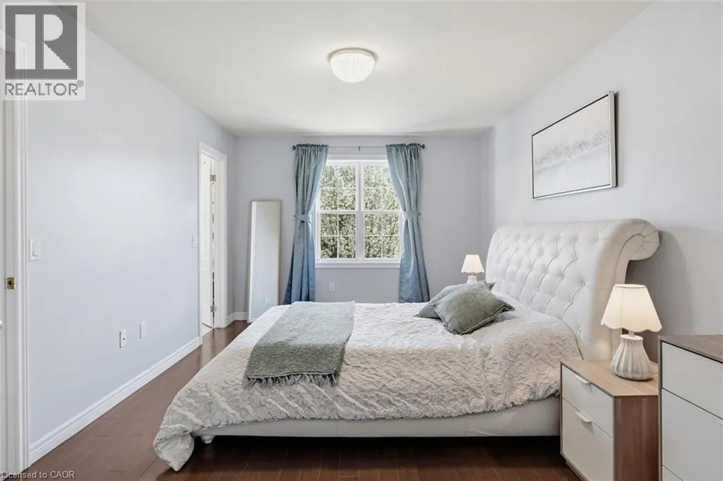 1085 HARROGATE Drive Unit# 35 #35