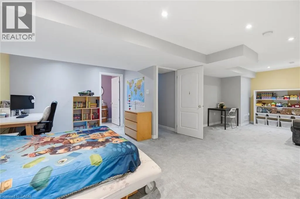 1085 HARROGATE Drive Unit# 35 #35