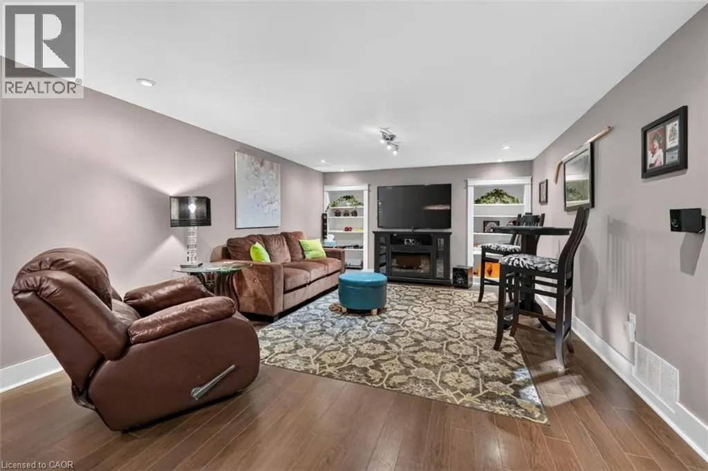 3370 MARLIN Court