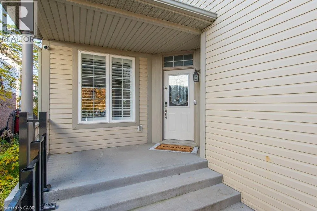 90 AUTUMN RIDGE Trail
