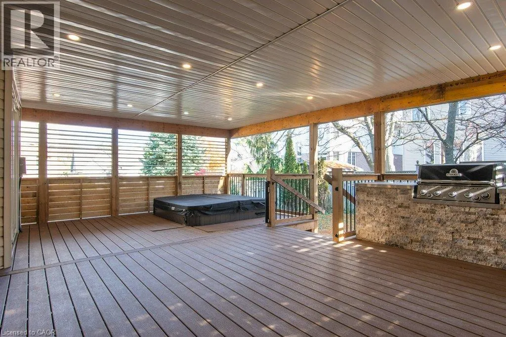 90 AUTUMN RIDGE Trail
