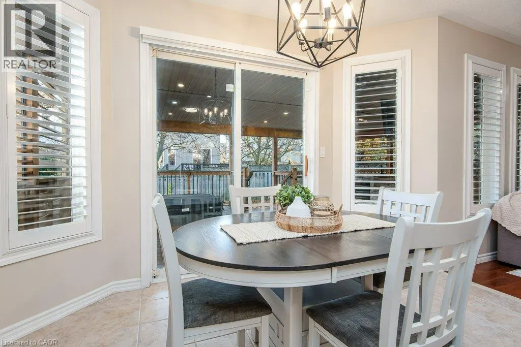 90 AUTUMN RIDGE Trail