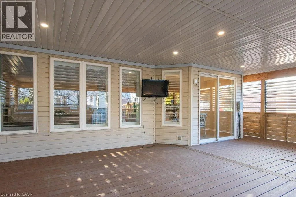 90 AUTUMN RIDGE Trail