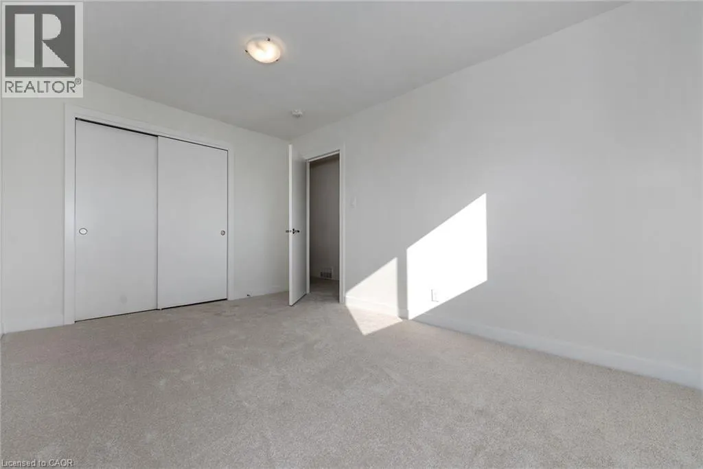 20 ANNA CAPRI Drive Unit# 4 #4
