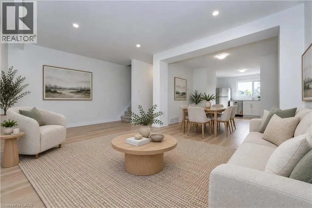 20 ANNA CAPRI Drive Unit# 4 #4