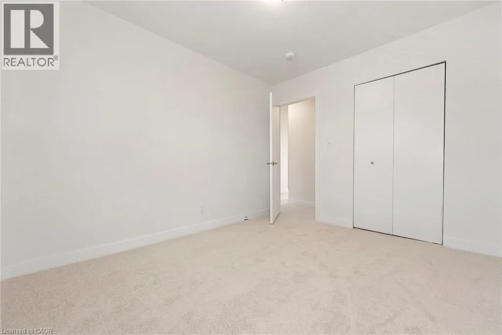 20 ANNA CAPRI Drive Unit# 4 #4