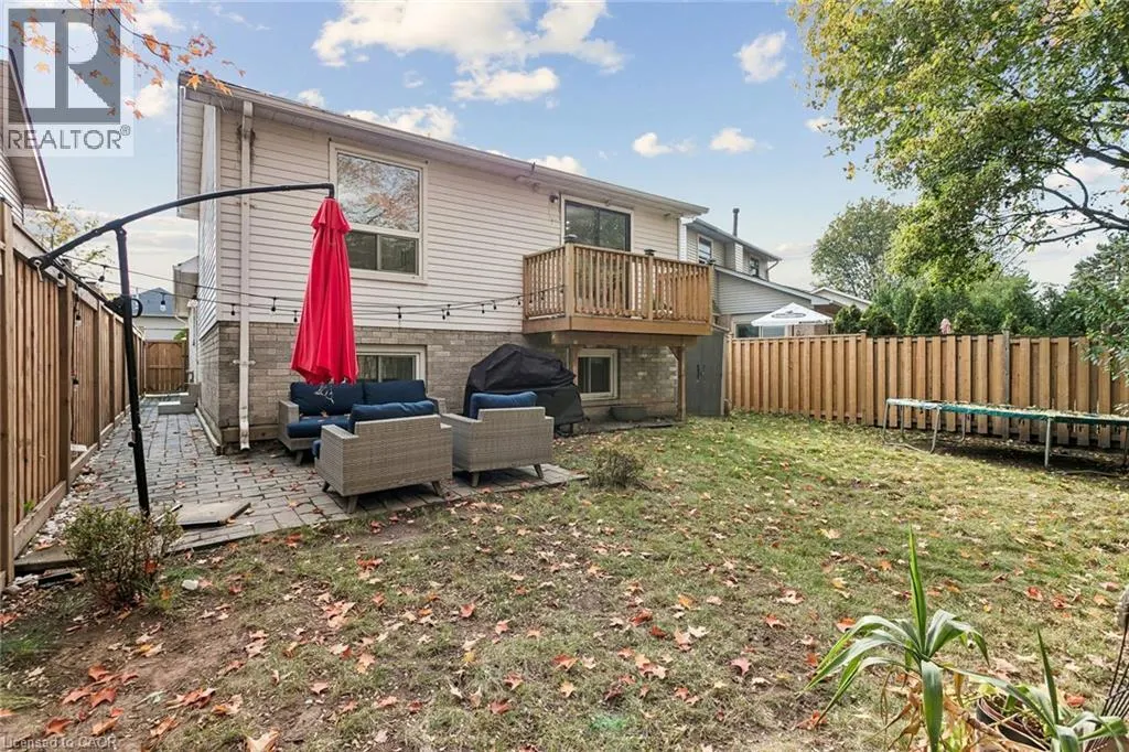 818 MIRIAM Crescent