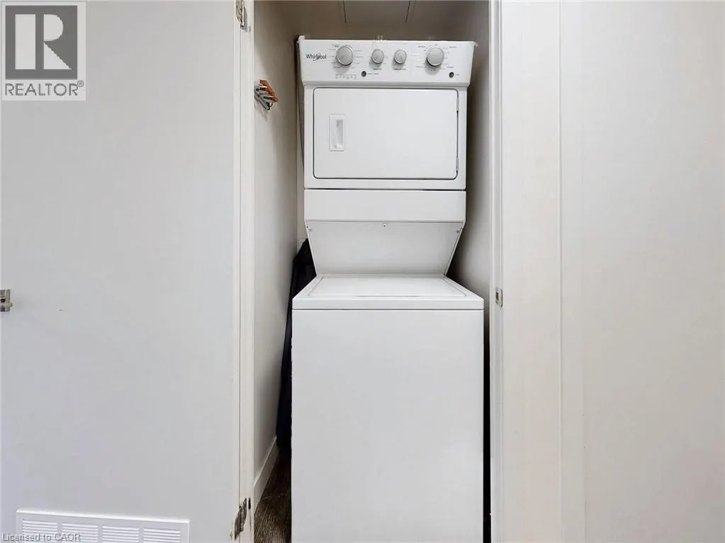 2093 FAIRVIEW Street Unit# 201 #201