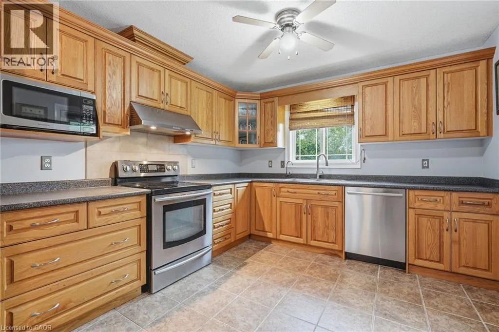 125 LANGLAW Drive