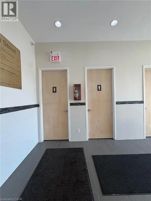 496 ALBERT Street Unit# 6 #6