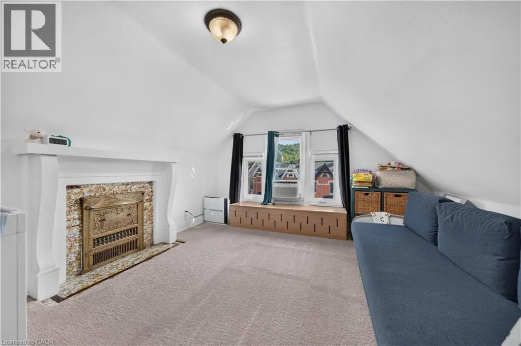 148 MARKLAND Street Unit# 3 #3