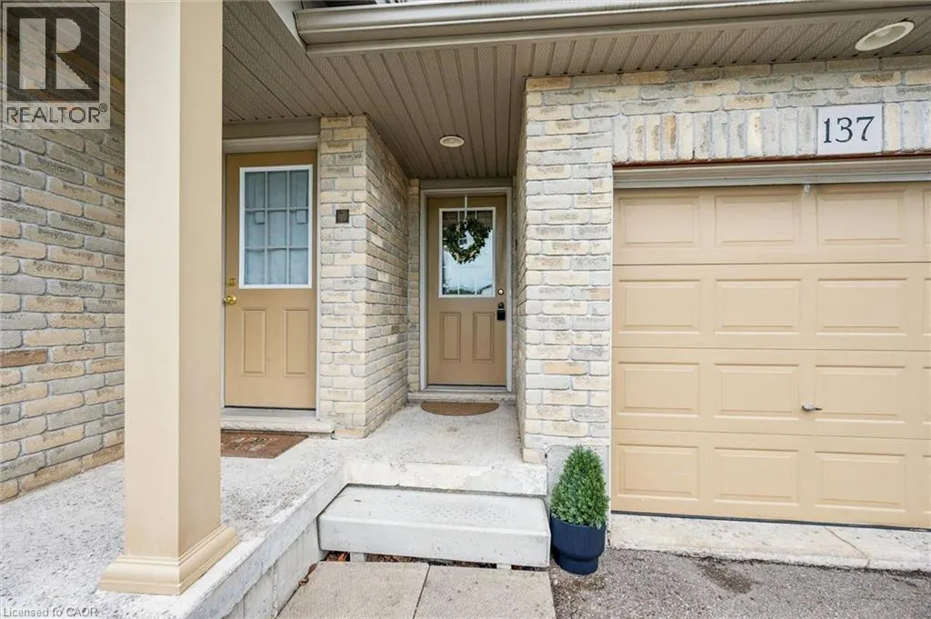 137 HIGHLAND Crescent
