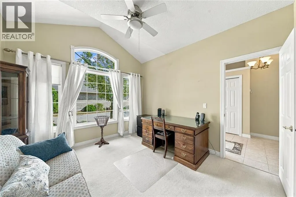 500 LAKEVIEW Drive Unit# 9 #9