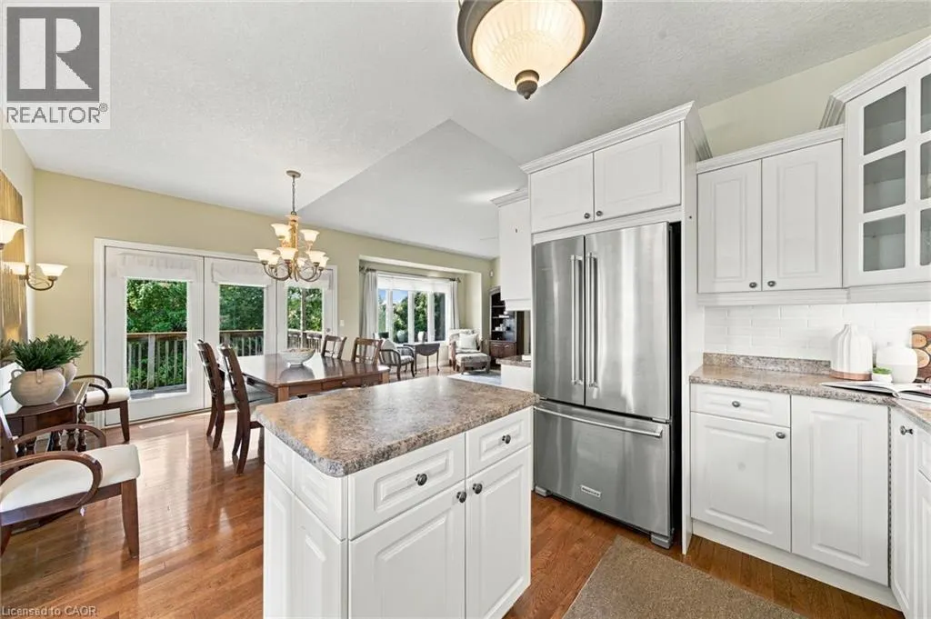 500 LAKEVIEW Drive Unit# 9 #9