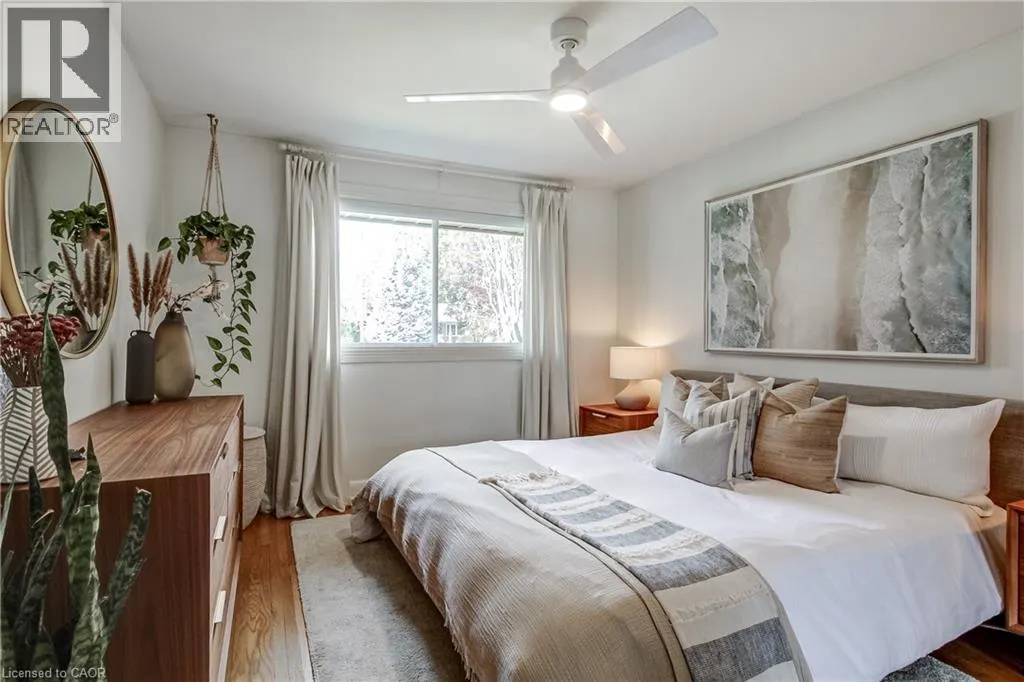 2228 CLARENDON PARK Drive
