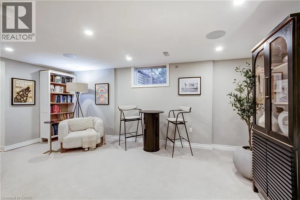 2228 CLARENDON PARK Drive