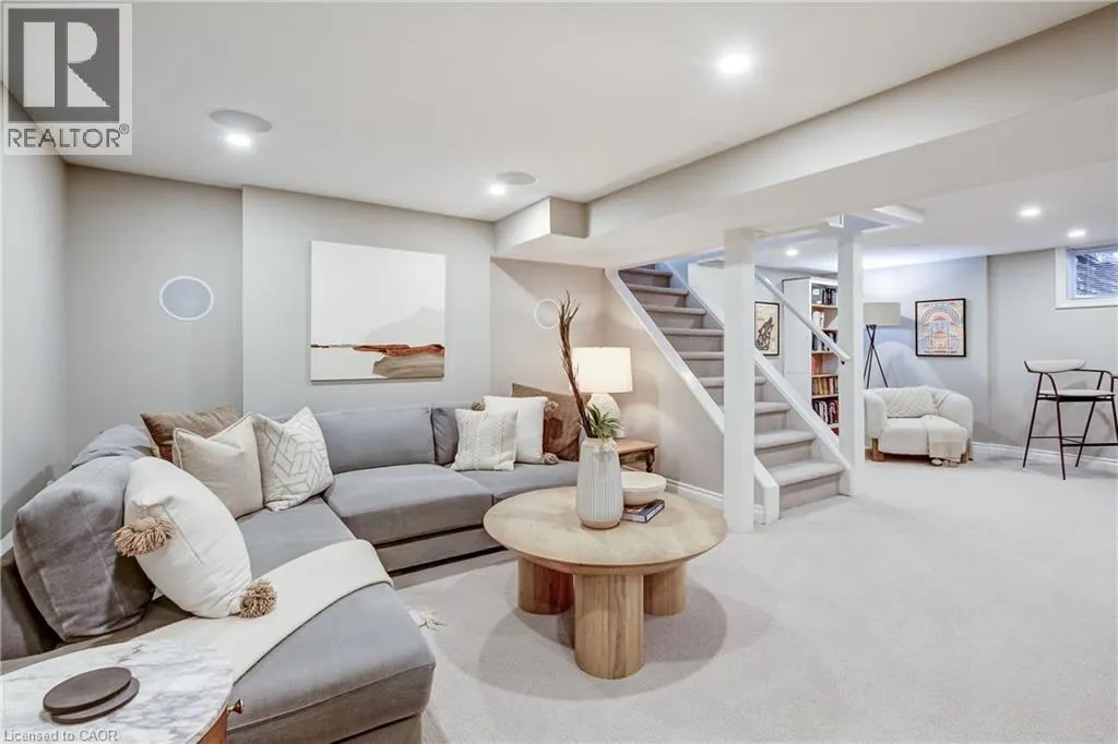 2228 CLARENDON PARK Drive