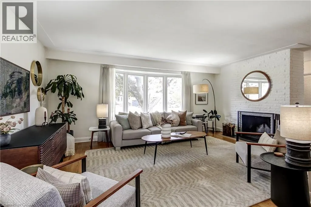 2228 CLARENDON PARK Drive