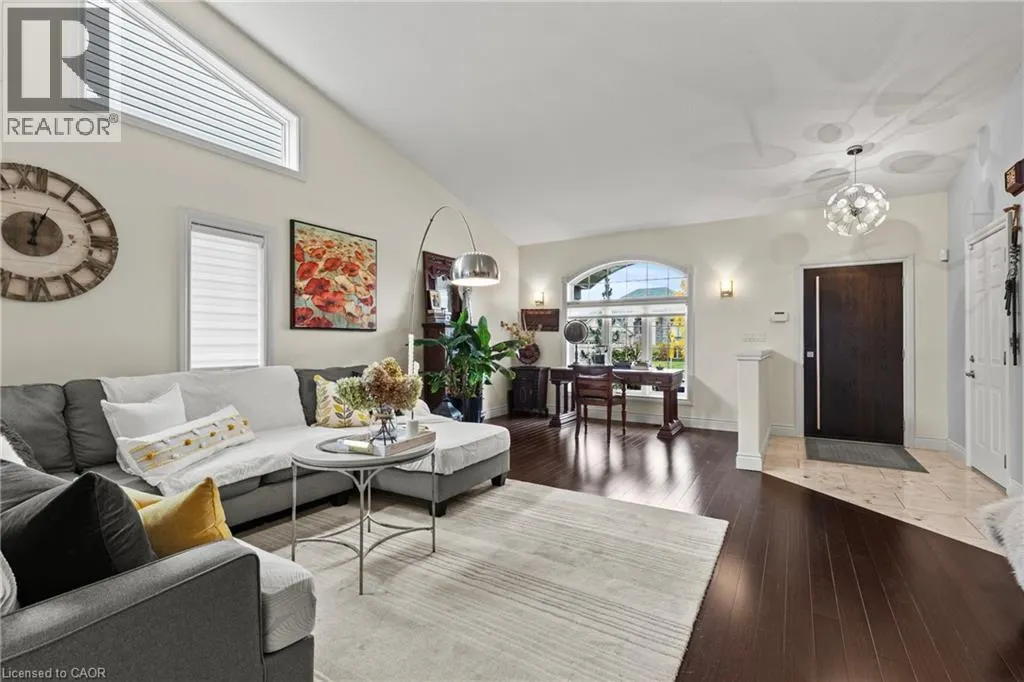 9147 HENDERSHOT Boulevard