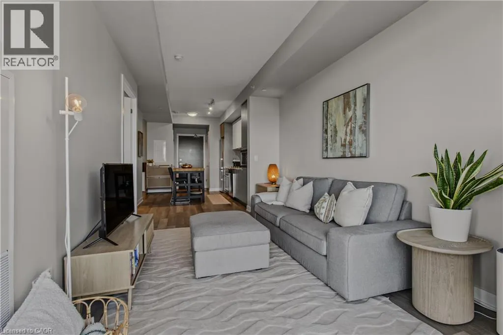 5220 DUNDAS Street Unit# D509 #D509