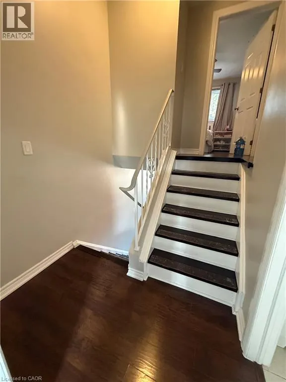444 STONE CHURCH Road W Unit# R5 #R5