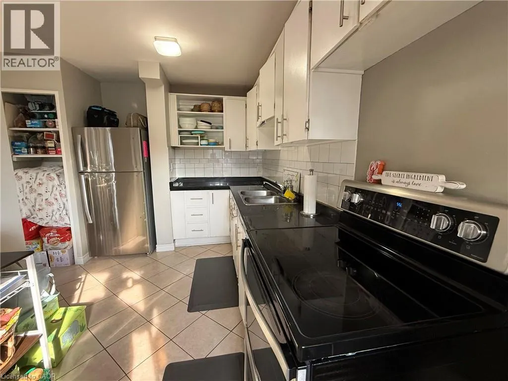 444 STONE CHURCH Road W Unit# R5 #R5