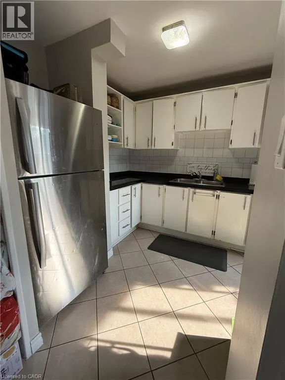 444 STONE CHURCH Road W Unit# R5 #R5
