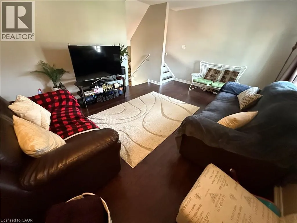 444 STONE CHURCH Road W Unit# R5 #R5