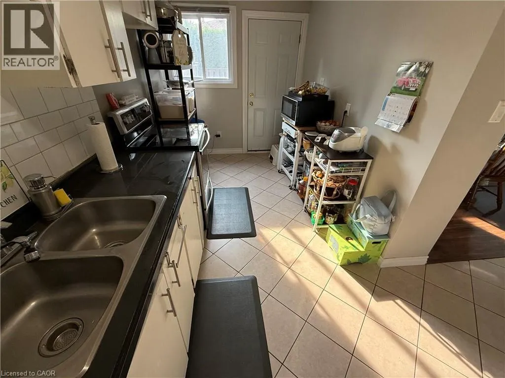 444 STONE CHURCH Road W Unit# R5 #R5