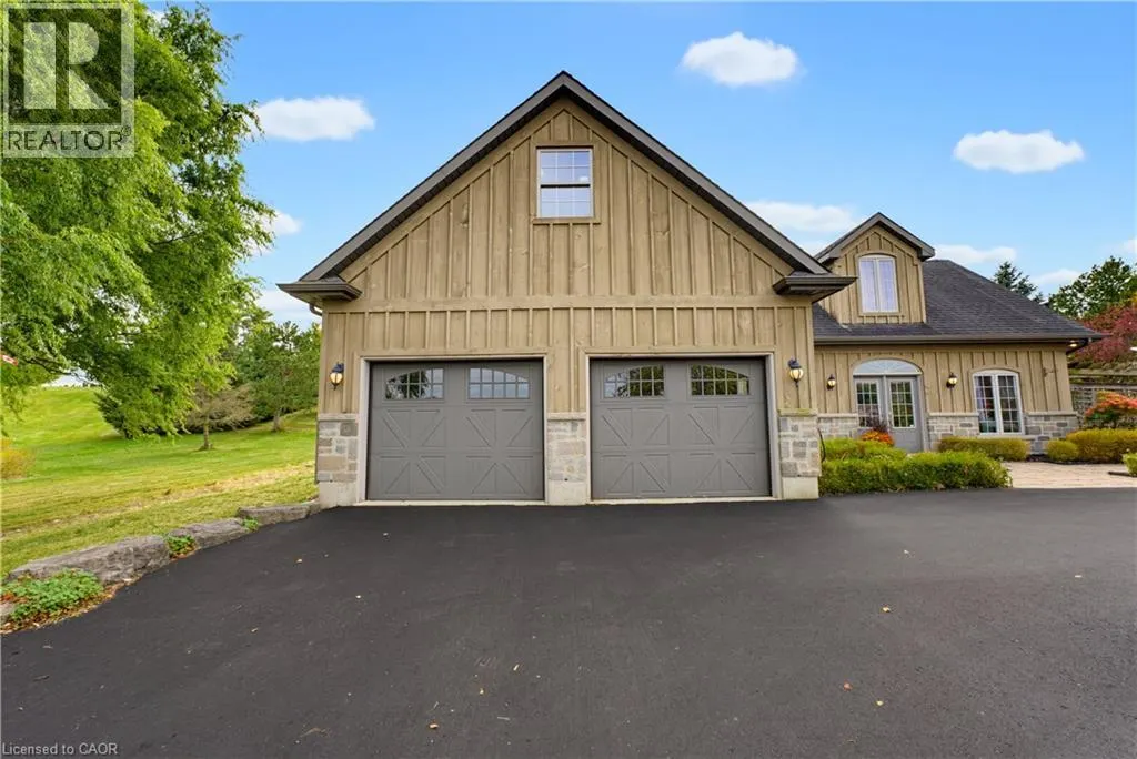 247 OLD ONONDAGA Road E
