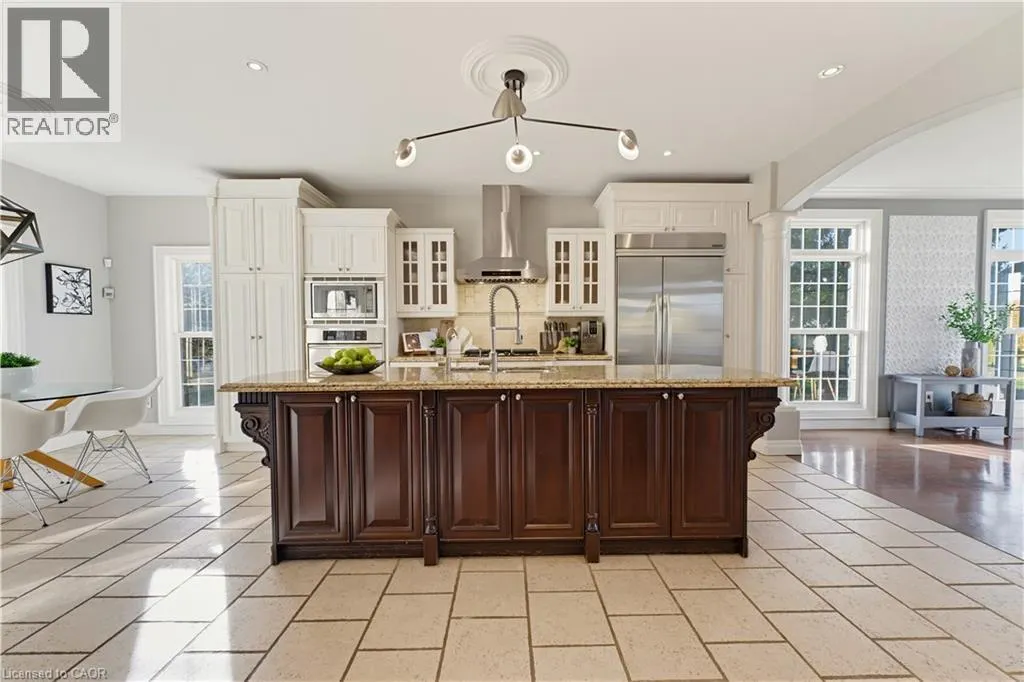 247 OLD ONONDAGA Road E