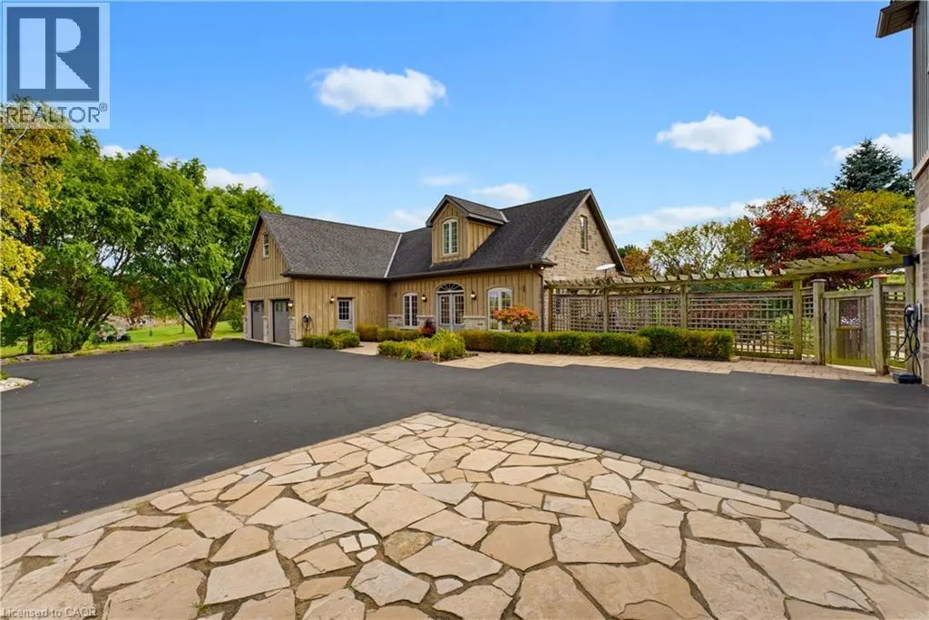 247 OLD ONONDAGA Road E