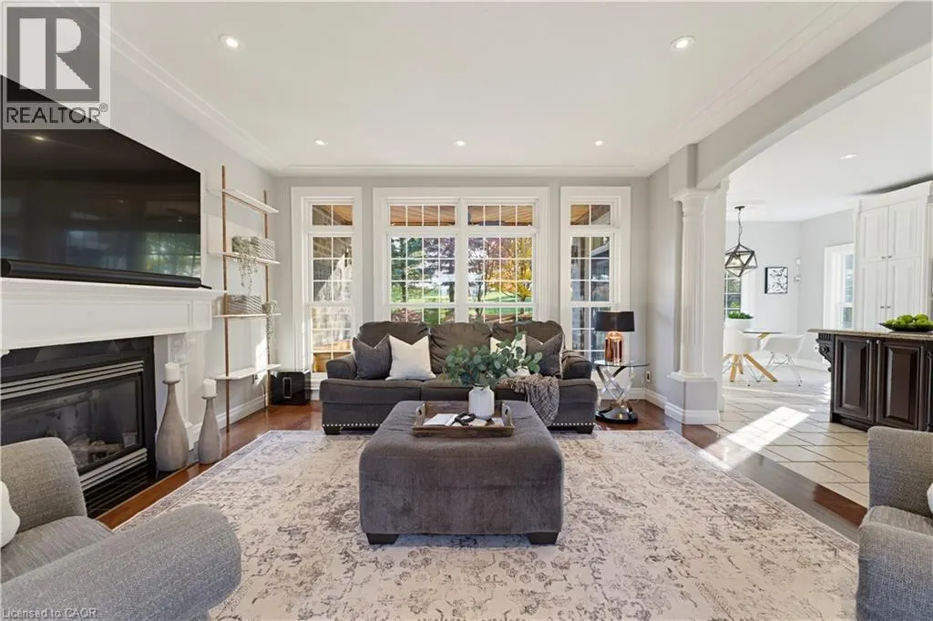 247 OLD ONONDAGA Road E