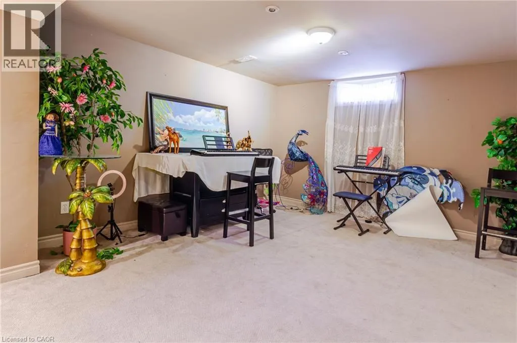 77 RANDALL Avenue
