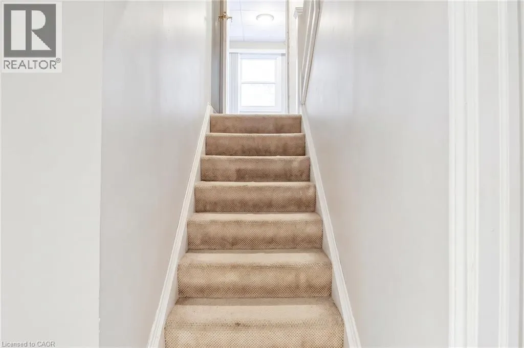 77 RANDALL Avenue