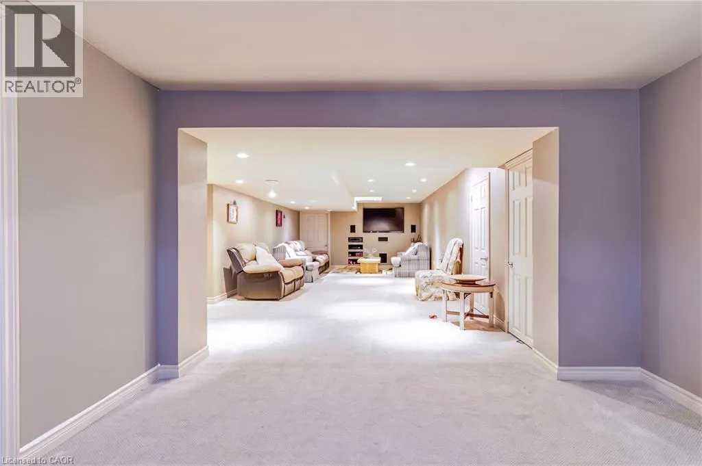 77 RANDALL Avenue