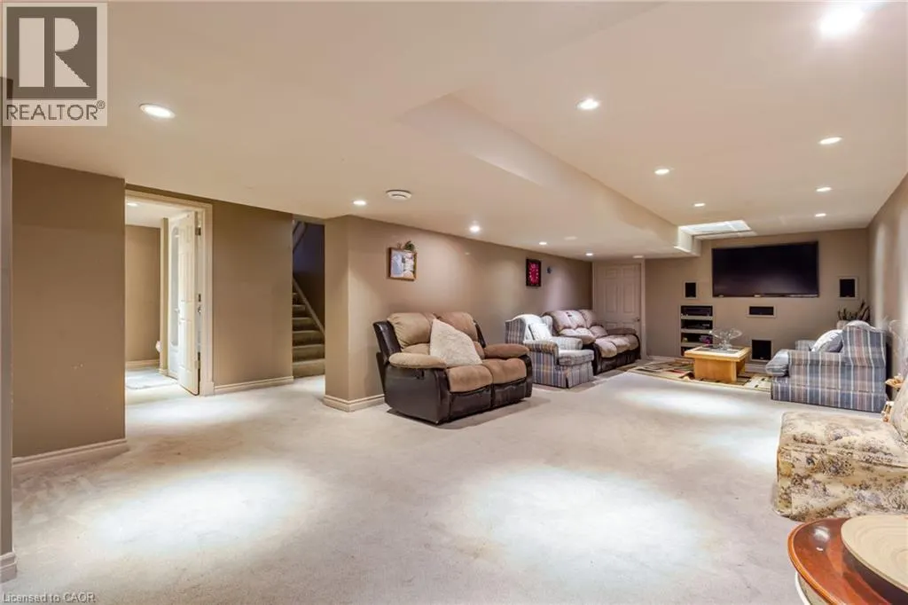 77 RANDALL Avenue