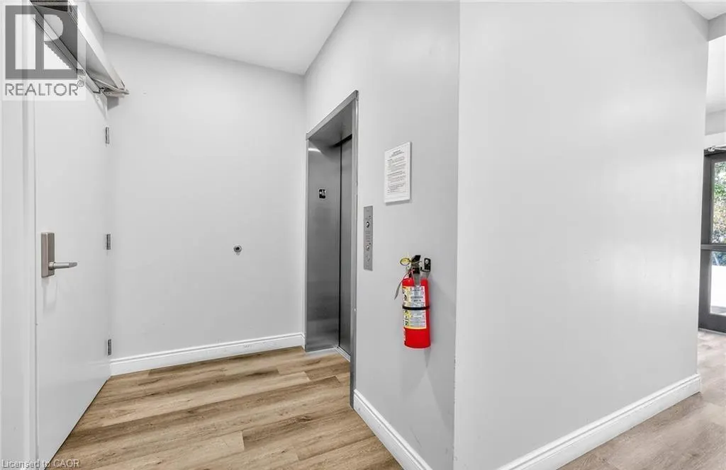 261 KING Street E Unit# 303 #303