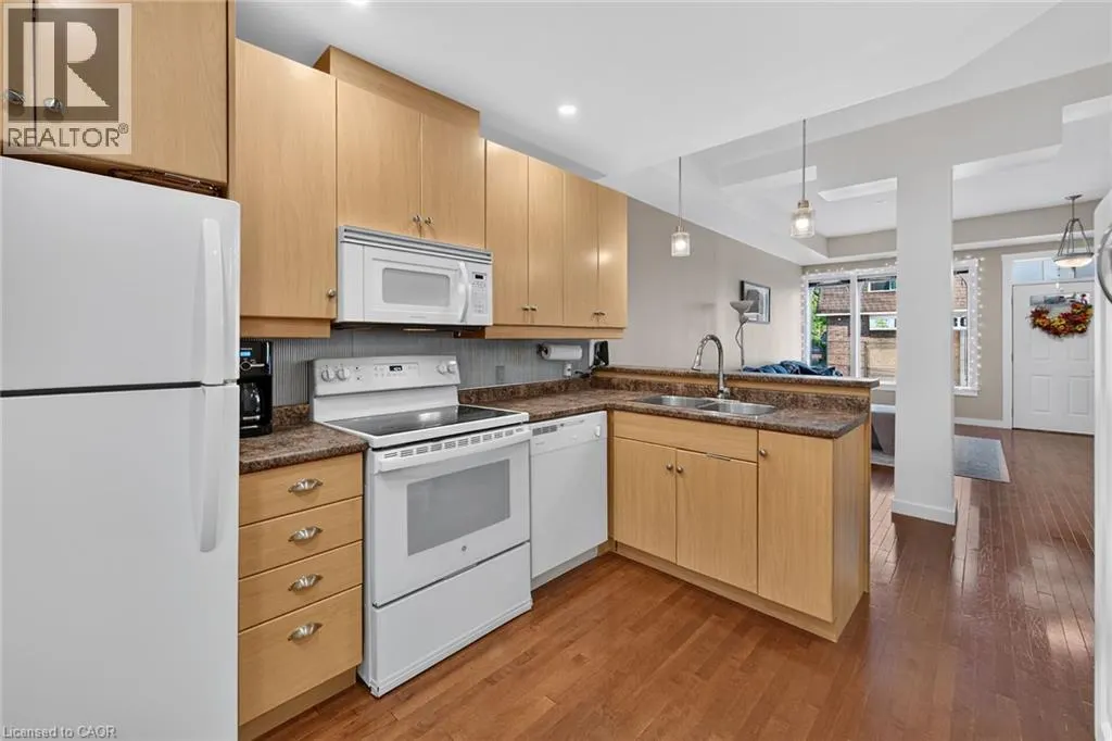 49 ONTARIO Street Unit# 15 #15