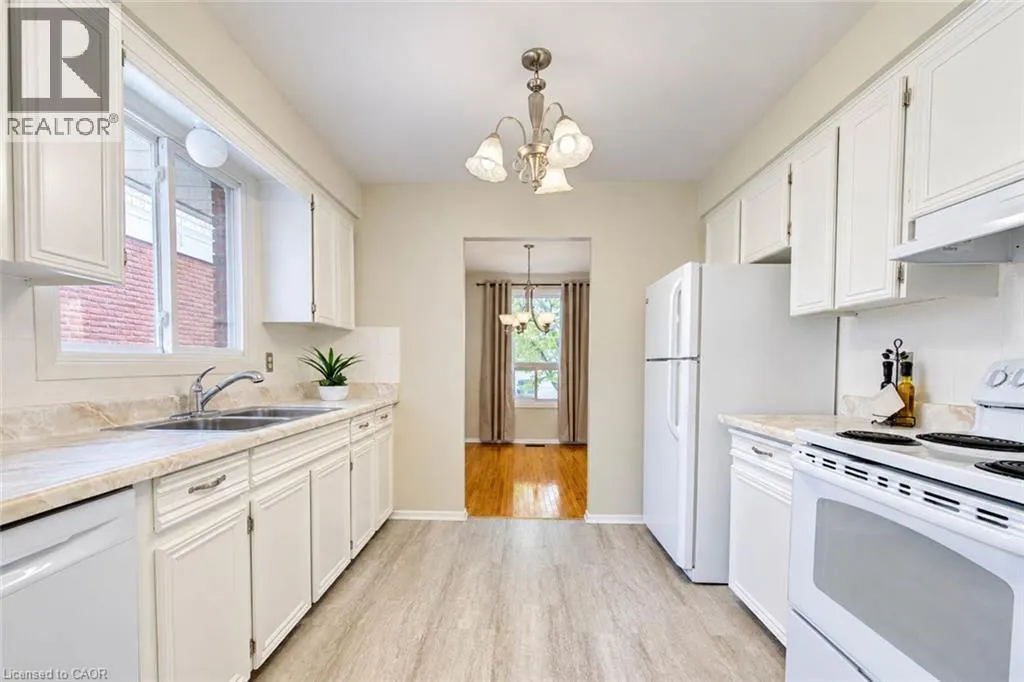 27 ALTO Drive