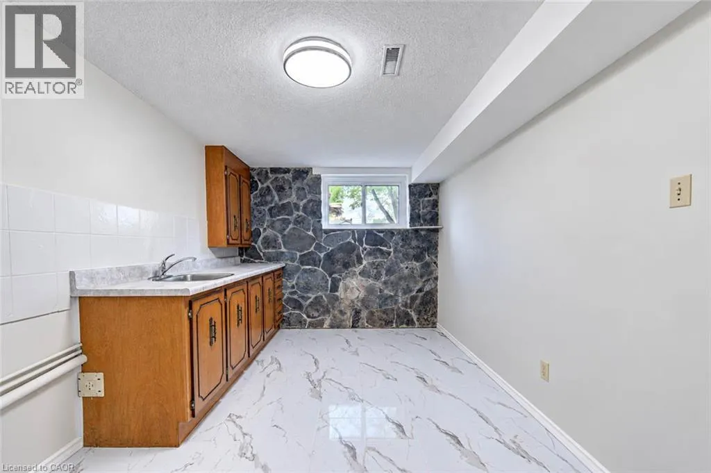 27 ALTO Drive