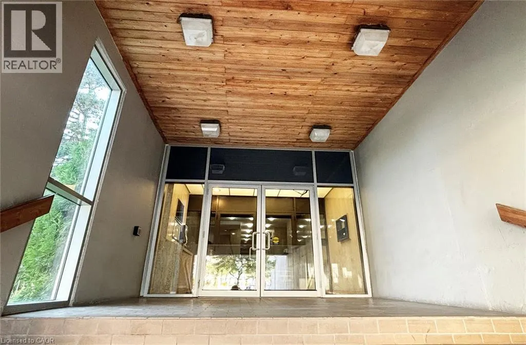 20 SPEERS Road Unit# 1004 #1004