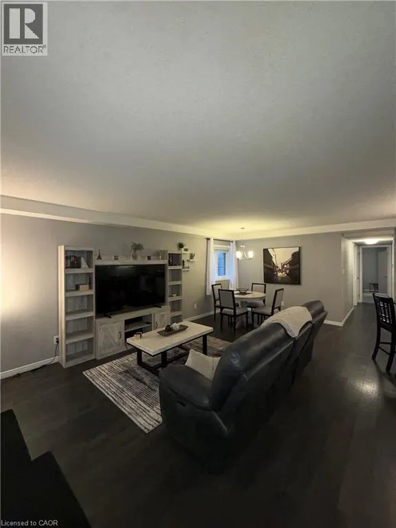 255 MAITLAND Street Unit# 4A #4A